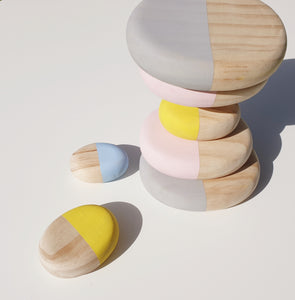 Wooden Stacking Pebbles - Multicoloured