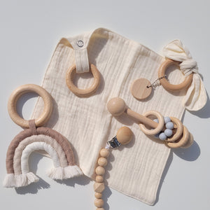 Wooden Macrame Tassel Teething Ring - Beige