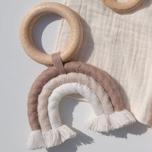 Load image into Gallery viewer, Wooden Macrame Tassel Teething Ring - Beige

