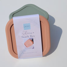 Load image into Gallery viewer, Silicone Snack Box Peach

